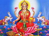 Gajalakshmi Puja: यश व प्रगती साध्य करायचीय? घरच्या घरी करा गजलक्ष्मी देवीचे पूजन; पाहा, सोपी पद्धत - Marathi News | know about how to do gajalakshmi puja and auspicious benefits of worship on friday | Latest bhakti Photos at Lokmat.com