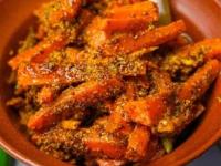 मस्त ताज्या गुलाबी गाजराचे ६ पदार्थ, गाजराचा हंगाम संपण्यापूर्वी खा आणि व्हा खुश! - Marathi News | 6 delicious fresh carrot recipes, eat before the carrot season ends! | Latest sakhi Photos at Lokmat.com