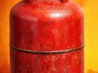 LPG सिंलेडर संपलाय, बुकिंगही मिळत नाही ? रांगेत उभं राहण्यापेक्षा पाहा 'हे' स्वस्त पर्याय - करा झटपट स्वयंपाक... - Marathi News | gas alternatives for cooking at home alternatives to LPG gas for cooking how to cook without gas cylinder | Latest sakhi Photos at Lokmat.com