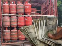 LPG Subsidy : तुमच्या सिलिंडरचं अनुदान खात्यात जमा होतंय का? घरबसल्या स्टेटस तपासण्याची सोपी पद्धत - Marathi News | LPG Subsidy: Is your cylinder subsidy being credited to your account? Easy way to check status from home | Latest national Photos at Lokmat.com