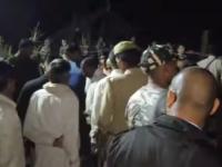 मोठी दुर्घटना! गेरुआ नदीत गावकऱ्यांना घेऊन जाणारी बोट उलटली; १३ जणांना वाचवलं, ८ बेपत्ता - Marathi News | behraich boat carrying villagers capsized in gerua river 8 people are missing and 13 escued | Latest national News at Lokmat.com मोठी दुर्घटना! गेरुआ नदीत गावकऱ्यांना घेऊन जाणारी बोट उलटली; १३ जणांना वाचवलं, ८ बेपत्ता - Marathi News | behraich boat carrying villagers capsized in gerua river 8 people are missing and 13 escued | Latest national News at Lokmat.com