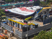 Mumbai: घाटकोपर होर्डिंग प्रकरणातील भ्रष्ट कारभाराची चौकशी सुरू; आर्थिक गैरव्यवहार झाल्याचा आरोप - Marathi News | Probe Launched into Alleged Corruption in Ghatkopar Hoarding Collapse Case | Latest mumbai News at Lokmat.com Mumbai: घाटकोपर होर्डिंग प्रकरणातील भ्रष्ट कारभाराची चौकशी सुरू; आर्थिक गैरव्यवहार झाल्याचा आरोप - Marathi News | Probe Launched into Alleged Corruption in Ghatkopar Hoarding Collapse Case | Latest mumbai News at Lokmat.com