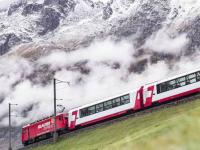 जगातील सर्वात सुंदर, सुखद व नयनरम्य रेल्वे प्रवास ! - Marathi News | The world's most beautiful and pleasant railway journey | Latest international Photos at Lokmat.com