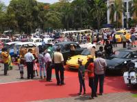 'अशा' व्हिंटेज कार आणि बाईक्स तुम्ही याआधी पाहिल्या नसतील! - Marathi News | Vintage Car and Bikes exhibition organised by Goa Tourism Development Corporation | Latest goa Photos at Lokmat.com