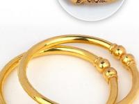 १ ग्रॅम सोन्यामध्ये लेटेस्ट फॅशनचे सुंदर गोठ, लग्नापासून ऑफिसपर्यंत कुठेही शाेभून दिसणारे ८ आकर्षक डिझाईन्स - Marathi News | light weight gold goth designs, gold goth bangles latest patterns, 8 trendy designs of goth bangles, goth bangles design | Latest sakhi Photos at Lokmat.com