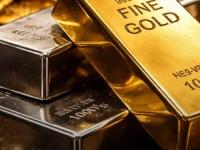 सोने-प्लॅटिनमच्या आयातीवर कडक निर्बंध! आता 'लायसन्स'शिवाय इंपोर्ट अशक्य; दागिन्यांच्या किमती भडकणार? - Marathi News | Govt Restricts Gold and Platinum Imports New Licensing Policy to Impact Jewellery Sector | Latest business News at Lokmat.com