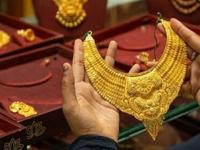 Gold-Silver Rate Today : सोन्या-चांदीच्या दरात मोठा बदल, पुन्हा तेजी; पटापट चेक करा आजचा भाव - Marathi News | Gold-Silver Rate Today Big change in gold silver rate bullish again Check today s price | Latest business Photos at Lokmat.com