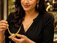 Gold Silver Rate 29 April: सोन्या-चांदीच्या दरात बदल; खरेदीपूर्वी पाहा १४ ते २४ कॅरेट सोन्याचे नवे दर - Marathi News | Gold Silver Rate 29 April Change in gold and silver rates ibja Check the new rates of 14 to 24 carat gold before buying | Latest business News at Lokmat.com