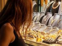 आता जे होईल ते रेकॉर्डब्रेकच...! चांदीने ओलांडला ३.६ लाख रुपयांचा टप्पा; सोनेही निघाले २ लाखांकडे... - Marathi News | Gold Silver Price Today Marathi: What will happen now is a record-breaking...! Silver crosses the mark of 3.6 lakh rupees; Gold also approaches 2 lakh rupees... | Latest business Photos at Lokmat.com