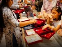 Gold Price Today : सोन्या-चांदीच्या दरात मोठा बदल! स्वस्त झाले की महागले? जाणून घ्या आजचे दर - Marathi News | Gold Price Today Big change in gold and silver prices Cheaper or more expensive? Know today's rates | Latest business Photos at Lokmat.com