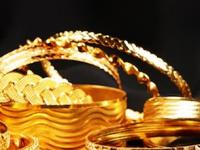 Gold Silver Price : बऱ्याच दिवसानंतर सोनं झालं स्वस्त; जाणून घ्या तुमच्या शहरातील दर - Marathi News | Gold Silver Price Gold has become cheaper after a long time; Know the price in your city | Latest business Photos at Lokmat.com