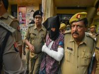 Gorakhnath Temple Attack: दहशतवादी हल्ल्यांचे व्हिडिओ पाहून 'ब्रेन वॉश', ATSच्या चौकशीत मुर्तझा अब्बासीने केले अनेक धक्कादायक खुलासे - Marathi News | Gorakhnath Temple Attack | Murtaza Ahmad Abbasi used to watch terrorist attack and ISIS video | Latest national Photos at Lokmat.com