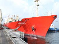 सुरक्षित होर्मुझ पार केले...१५,४०० मेट्रिक टन LPG गॅस भरलेले 'ग्रीन आशा' जहाज भारतात दाखल - Marathi News | LPG Ships of India: Safely crossed Hormuz; 'Green Asha' ship loaded with 15,400 metric tons of LPG gas arrives in India | Latest national News at Lokmat.com