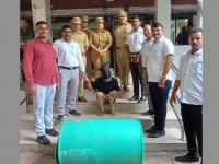 भयंकर! निळ्यानंतर आता 'हिरव्या ड्रम'ची दहशत; पतीसोबत मिळून पत्नीने केली प्रियकराची हत्या - Marathi News | mumbra green drum murder case lover killed and body dumped in drain by woman husband and brother | Latest crime News at Lokmat.com