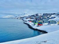 Travel : रात्री सूर्य मावळत नाही अन् 'एस्किमो' म्हटलं तर लोक रागवतात! 'या' बेटाबद्दलच्या अजब गोष्टी ऐकल्यात? - Marathi News | Travel: The sun doesn't set at night and people get angry if you say 'Eskimo'! Have you heard the strange stories about 'this' island? | Latest travel Photos at Lokmat.com