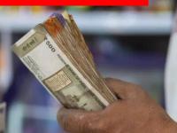 ग्राहकांची झुंबड! वाहनांच्या विक्रीने नवा उच्चांक गाठला; कोणत्या क्षेत्रांना किती होणार फायदा? - Marathi News | GST Reforms: Vehicle sales hit a new high; Which sectors will benefit the most from GST Saving? | Latest business Photos at Lokmat.com