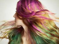 केसांना कलर करण्यासाठी 'या' 9 टिप्सचा करा वापर! - Marathi News | 9 best easy tips and tricks to color and dying your hair at home | Latest beauty Photos at Lokmat.com