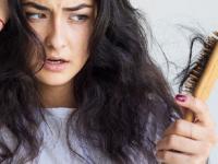 ९० टक्के लोक 'इथे' चुकतात, म्हणूनच तर केस गळून पातळ होतात, बघा तुम्हीही तेच करता का? - Marathi News | most common hair care mistakes responsible for hair loss, avoid these 7 mistakes for healthy, thick hair and fast hair growth | Latest sakhi Photos at Lokmat.com