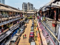 Mumbai: 'हाजी नुराणी चाळवासीयांनो, उद्यापर्यंत घरे रिकामी करा! नाही तर...' एमएमआरडीएचा इशारा  - Marathi News | Mumbai: Residents of Haji Noorani Chawl, vacate your houses by tomorrow! | Latest mumbai News at Lokmat.com