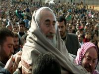 इस्रायली सैनिकांनी ज्या गावावर बुलडोजर चालवला, त्याच गावातील मुलाने उभारली 'हमास' - Marathi News | Israel-Hamas War: 'Hamas' founded by shaikh ahmad yaseen, whos village bulldozed by Israeli soldiers | Latest international Photos at Lokmat.com