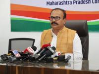 "फलटणच्या घटनेत माजी खासदाराला मुख्यमंत्र्यांकडून क्लिन चिट म्हणजे कटात सहभाग असल्याचा पुरावाच’’, काँग्रेसचा आरोप  - Marathi News | "Clean chit from CM to former MP in Phaltan incident is proof of involvement in conspiracy", Congress alleges | Latest maharashtra News at Lokmat.com "फलटणच्या घटनेत माजी खासदाराला मुख्यमंत्र्यांकडून क्लिन चिट म्हणजे कटात सहभाग असल्याचा पुरावाच’’, काँग्रेसचा आरोप  - Marathi News | "Clean chit from CM to former MP in Phaltan incident is proof of involvement in conspiracy", Congress alleges | Latest maharashtra News at Lokmat.com