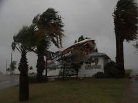 अमेरिकेला ‘हार्वे’चा तडाखा - Marathi News | The Harvey of America | Latest international Photos at Lokmat.com