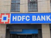 HDFC बँकेची कमाल कामगिरी! कमावला १० हजार कोटींचा नफा; कर्ज वितरणात १५ टक्के वाढ - Marathi News | hdfc bank record 10000 crore net profit with 23 percent hike in fourth quarter | Latest business Photos at Lokmat.com