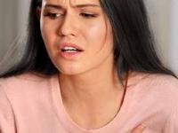 हृदय कमजोर होतंय, माझं ऐका म्हणत शरीर सांगतं ७ गोष्टी, उशीर झालाच तर संपलं सगळं! - Marathi News | 7 Warnings Which Indicate Your Heart Is Getting Weaker Top 7 Early Warning Signs of Heart Disease You Should Never Ignore | Latest sakhi Photos at Lokmat.com