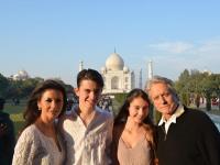 भारत भेटीवर आलेले हॉलिवूड कपल कॅथरीन झेटा जोन्स आणि मायकल डगलस - Marathi News | Visited India | Latest national Photos at Lokmat.com