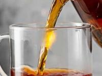 केस धुण्यासाठी 'या' पद्धतीने जादुई पाणी तयार करा, केस गळणं बंद होऊन वाढतील भराभर - Marathi News | how to prepare home made shampoo for hair, home made hair growth shampoo, how to reduce hair fall, how to get rid of hair loss | Latest sakhi Photos at Lokmat.com