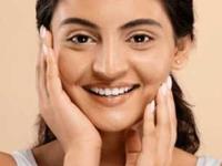 काळवंडलेल्या चेहऱ्यावर जादू करणारा हळद-कॉफीचा 'हा' उपाय आजच करा, सगळे विचारतील चेहऱ्याला काय लावलं.. - Marathi News | coffee turmeric face mask to remove tanning, home made anti tanning facemask, how to get glowing skin | Latest sakhi Photos at Lokmat.com