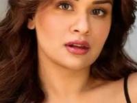 व्हायरल झालेला Kora Turmeric Mask माहितीये का? ४ पदार्थ एकत्र करून लावा, त्वचेवर येईल अफलातून ग्लो... - Marathi News | Kora Turmeric Mask viral video, how to make kora turmeric mask, how to apply kora turmeric mask, home hacks for glowing skin | Latest sakhi Photos at Lokmat.com