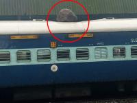 खंडाळ्याजवळ हुबळी एक्स्प्रेसवर कोसळली दरड - Marathi News | Hubli Express collapsed | Latest maharashtra Photos at Lokmat.com