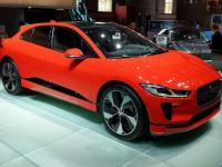 जॅग्वारने सादर केली आपली पहिली इलेक्ट्रिक कार, जाणून घ्या खासियत! - Marathi News | Jaguar first electric car showcased, know these features | Latest auto Photos at Lokmat.com