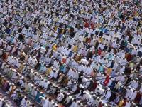 उपराजधानीत ‘ईद-उल-फित्र’ मोठ्या उत्साहात साजरी करण्यात आली - Marathi News | The 'Eid-ul-Fitr' was celebrated in a big enthusiasm in Sub-Capital | Latest nagpur Photos at Lokmat.com