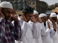 नागपुरात ईद-उल-फित्र उत्साहात साजरी - Marathi News | Eid-Ul-Fitr Celebrated with enthusiasm in Nagpur | Latest nagpur Photos at Lokmat.com