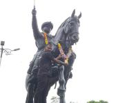 चौकच्या धारावी किल्ल्यावर उभारण्यात आला शूरवीर चिमाजी अप्पा यांचा अश्वारूढ पुतळा; जाणून घ्या, किल्ल्याचा इतिहास - Marathi News | Equestrian statue of Chimaji Appa at Chowk Dharavi fort | Latest thane Photos at Lokmat.com