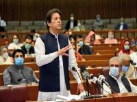 Imran Khan News: पाकिस्तानचं सरकार कोसळणार? पंतप्रधान इम्रान खान यांना मोठा धक्का, मित्रपक्ष दगा देण्याची शक्यता - Marathi News | political crisis pml q pervaiz elahi says pti allies inclined towards pakistan opposition ahead of imran khan no trust motion | Latest international Photos at Lokmat.com