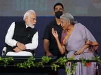 Budget 2023: नोकरदार वर्गासाठी बजेटमध्ये मिळणार आनंदाची बातमी; किती पैसे वाचणार? बघा - Marathi News | Budget 2023: Government may increase the limit of 80 C standard deduction | Latest national Photos at Lokmat.com