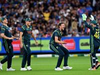 IND vs AUS 2nd T20I : 'पॉवर प्ले'मध्ये हेजलवूडचा जलवा! मग ऑस्ट्रेलियानं ८० चेंडूत संपवली मॅच - Marathi News | IND VS AUS 2nd T20I Australia have defeated India by four wickets in the second T20I at the Melbourne Cricket Ground Lead 1-0 In 5 Match T 20 Series | Latest cricket News at Lokmat.com IND vs AUS 2nd T20I : 'पॉवर प्ले'मध्ये हेजलवूडचा जलवा! मग ऑस्ट्रेलियानं ८० चेंडूत संपवली मॅच - Marathi News | IND VS AUS 2nd T20I Australia have defeated India by four wickets in the second T20I at the Melbourne Cricket Ground Lead 1-0 In 5 Match T 20 Series | Latest cricket News at Lokmat.com