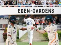 IND vs SA 1st Test Day 1 Stumps: पहिला दिवस बुमराहनं गाजवला! आता तिसऱ्या क्रमांकावरील प्रयोगावर नजरा - Marathi News | India vs South Africa Live Cricket Score, 1st Test Day 1 Stumps Washington Sundar And KL Rahul build stand after Jaspit Bumrah crushes SA in Kolkata | Latest cricket News at Lokmat.com IND vs SA 1st Test Day 1 Stumps: पहिला दिवस बुमराहनं गाजवला! आता तिसऱ्या क्रमांकावरील प्रयोगावर नजरा - Marathi News | India vs South Africa Live Cricket Score, 1st Test Day 1 Stumps Washington Sundar And KL Rahul build stand after Jaspit Bumrah crushes SA in Kolkata | Latest cricket News at Lokmat.com