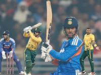 IND vs SA : दक्षिण आफ्रिकेचा पलटवार; भारतीय संघाचा T20I मधील घरच्या मैदानातील सर्वात मोठा पराभव - Marathi News | IND vs SA 2nd T20I Tilak Varma Fifty But South Africa Won 51 runs Against India And Level The Series 1-1 Quinton de Kock Shine | Latest cricket News at Lokmat.com IND vs SA : दक्षिण आफ्रिकेचा पलटवार; भारतीय संघाचा T20I मधील घरच्या मैदानातील सर्वात मोठा पराभव - Marathi News | IND vs SA 2nd T20I Tilak Varma Fifty But South Africa Won 51 runs Against India And Level The Series 1-1 Quinton de Kock Shine | Latest cricket News at Lokmat.com