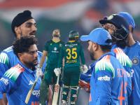 IND vs SA : मार्करमच्या सेंच्युरीच्या जोरावर द.आफ्रिकेचा मोठा पराक्रम; ऐतिहासिक विजयासह साधला बरोबरीचा डाव - Marathi News | South Africa Won Second ODI Match Against India Now IND vs SA ODI Series Level 1-1 Aiden Markram Century Dewald Brevis Matthew Breetzke Shine With Fifty | Latest cricket News at Lokmat.com IND vs SA : मार्करमच्या सेंच्युरीच्या जोरावर द.आफ्रिकेचा मोठा पराक्रम; ऐतिहासिक विजयासह साधला बरोबरीचा डाव - Marathi News | South Africa Won Second ODI Match Against India Now IND vs SA ODI Series Level 1-1 Aiden Markram Century Dewald Brevis Matthew Breetzke Shine With Fifty | Latest cricket News at Lokmat.com