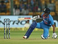 भारत-ऑस्ट्रेलिया वन डे मालिकेत कोण देणार ठसन? - Marathi News | stats betweeen India-Australia ODI series? | Latest cricket Photos at Lokmat.com