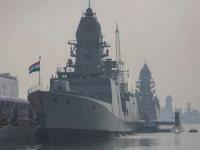 'नेटवर्क्ड ब्लू वॉटर फोर्स'..! २०० हून अधिक युद्धनौका, पाणबुड्यांसह भारतीय नौदलाचा जबरदस्त प्लॅन - Marathi News | 'Networked Blue-Water Force'..! For making capable of defending maritime domain Indian Navy plan over 200 warships and submarines in 10 years | Latest national Photos at Lokmat.com