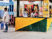 रेल्वेमधून उतरल्यावर स्थानकामध्येच प्रवाशांना करता येणार किराणा खरेदी - Marathi News | Groceries at Your Station: Central Railway to Launch Retail Stores at Kasara, Vasind, and Mankhurd | Latest mumbai News at Lokmat.com