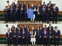 भारतीय महिला क्रिकेटचे 'अच्छे दिन'! विश्वविजेत्या लेकींच्या हस्ताक्षरानं सजलेली 'नंबर वन नमो' जर्सी - Marathi News | Harmanpreet Kaur Indian Women's Cricket Team Gift Special Signed Namo Jersey To PM Narendra Modi Watch Video | Latest cricket News at Lokmat.com