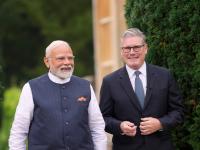 UK च्या पंतप्रधानांचा डबल गेम! आधी भारतासोबत मोठा करार, आता 'या' विरोधी देशासोबत मिळवले हात - Marathi News | UK Prime Minister's double game! First a big deal with India, now he has joined hands with rival country Turkey | Latest international News at Lokmat.com UK च्या पंतप्रधानांचा डबल गेम! आधी भारतासोबत मोठा करार, आता 'या' विरोधी देशासोबत मिळवले हात - Marathi News | UK Prime Minister's double game! First a big deal with India, now he has joined hands with rival country Turkey | Latest international News at Lokmat.com