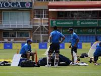 IND vs SA, 3rd Test : सीनियर खेळाडू आहेत, तोपर्यंत या दोन खेळाडूंना वाट पाहावी लागणार; तिसऱ्या कसोटीच्या Playing XIचे राहुल द्रविडनं दिले संकेत - Marathi News | IND vs SA, 3rd Test : Hanuma Vihari, Shreyas Iyer Might Have to Wait Till Seniors Are Around, Hints Rahul Dravid | Latest cricket Photos at Lokmat.com