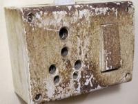 देसी जुगाड: काळ्या पडलेल्या स्विचबोर्डला लावा पावडर आणि तेल, एका मिनिटांत चकाचक होतील! - Marathi News | cleaning tips: how to clean switch board quickly, instant home hacks to clean switch board | Latest sakhi Photos at Lokmat.com